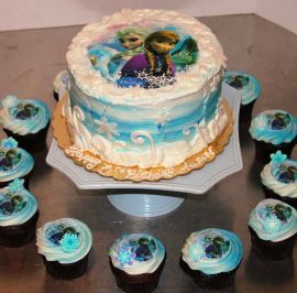 Frozen theme & cupcakes.JPG